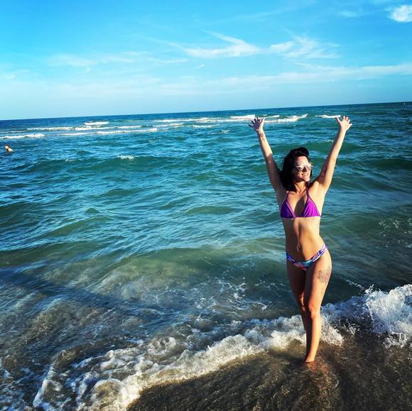 brikini22